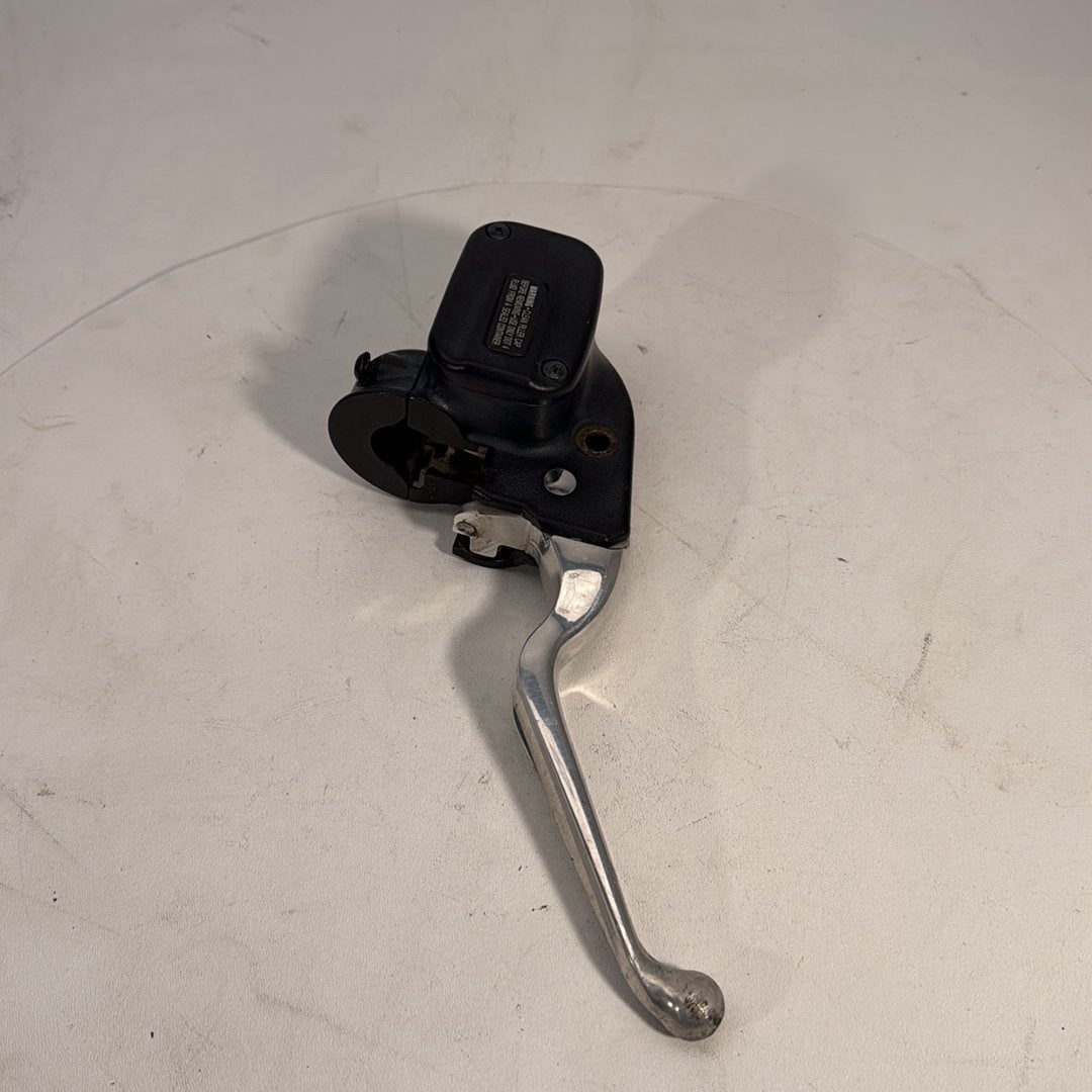 2017 - 2026 Harley-Davidson Softail Heritage Classic 114 Front Right Brake Lever Master Cylinder 41700233