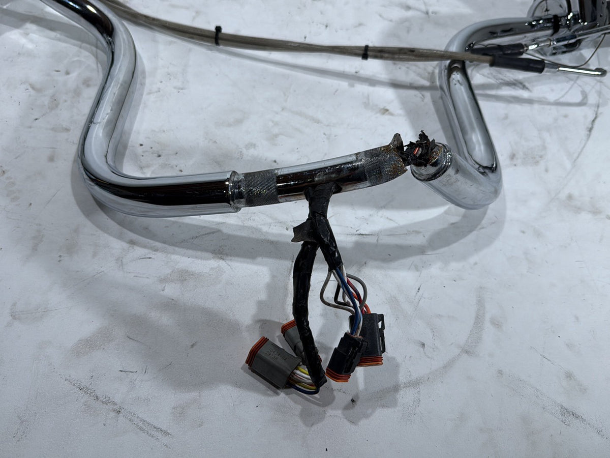 04 Harley Road King Touring Classic OEM Handlebars Left Right Switches Controls