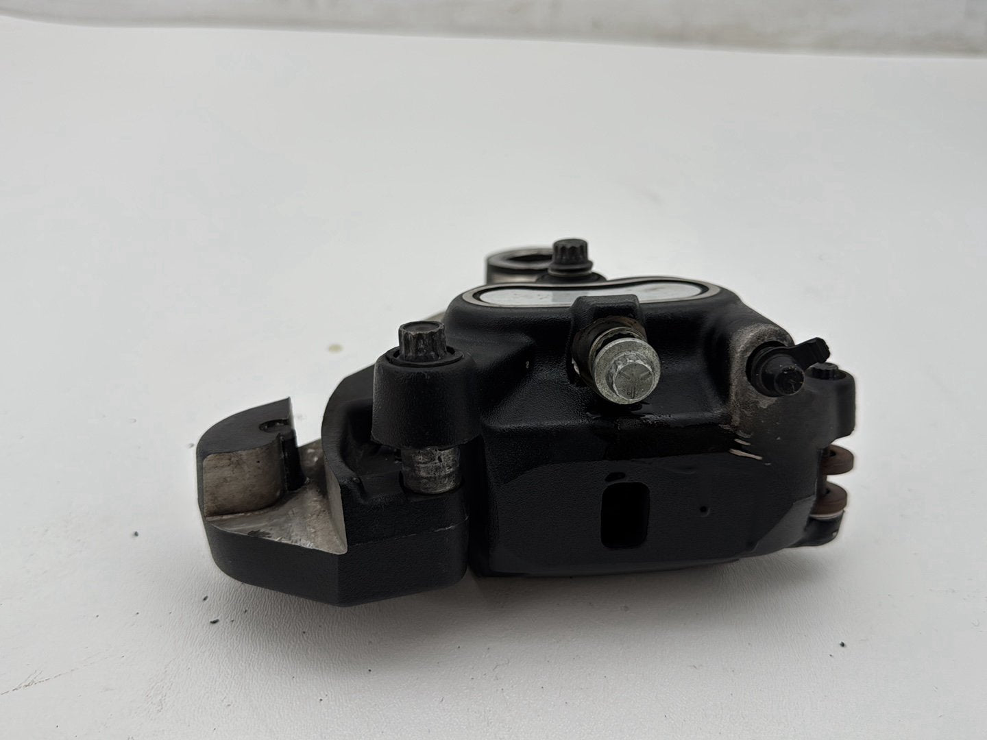 2008 Harley Softail Deluxe FLSTN OEM Rear Back Brake Caliper w/ Bracket