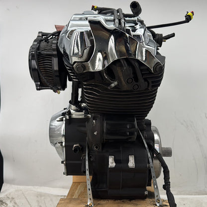 2018 Harley Electra Glide Touring Ultra FLHTCU OEM EFI Milwaukee M8 107 Engine Motor