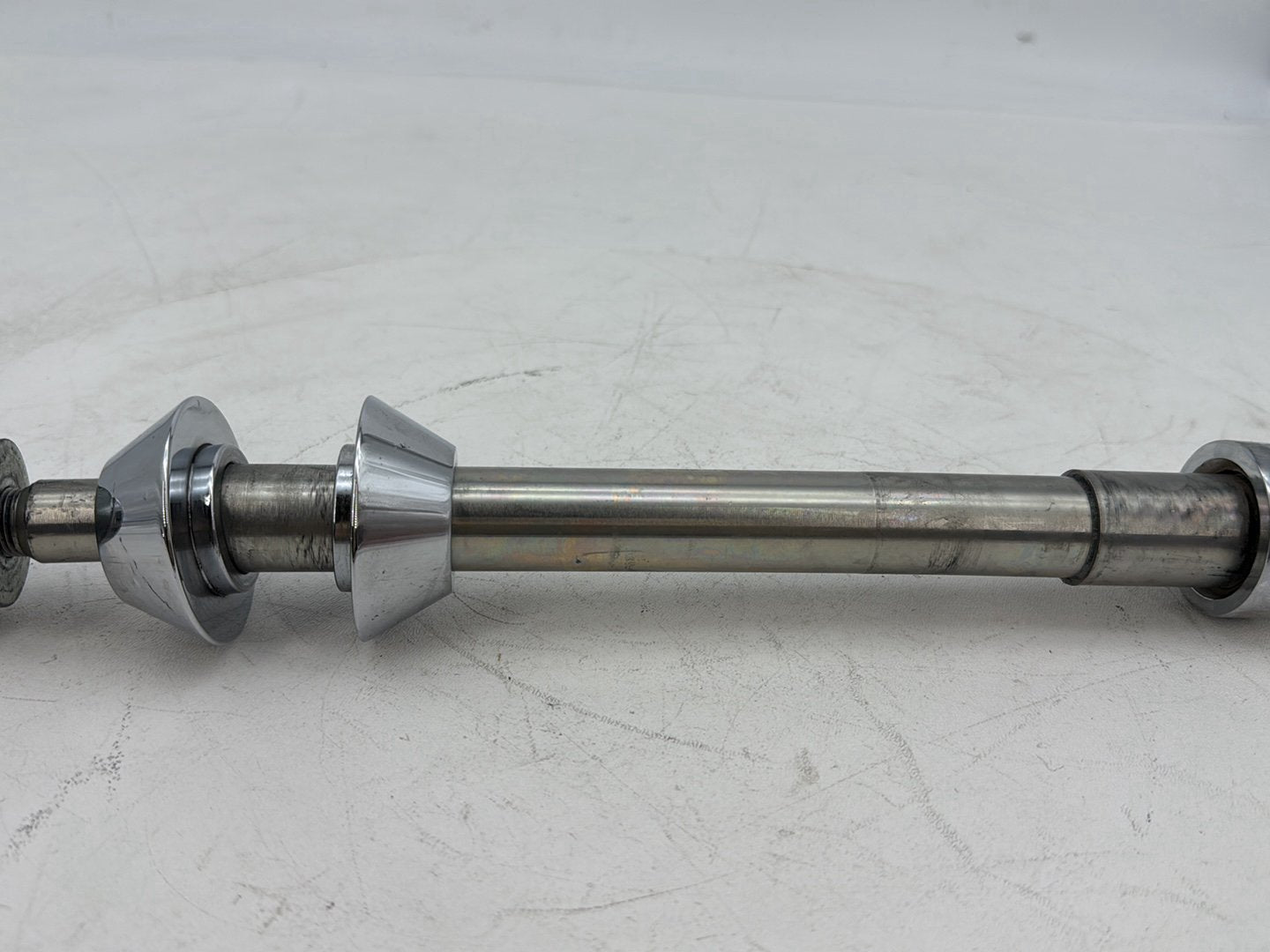 2007 - 2012 Harley-Davidson Touring Electra Glide Ultra Front Wheel Axle Bolt Shaft 41547-07A