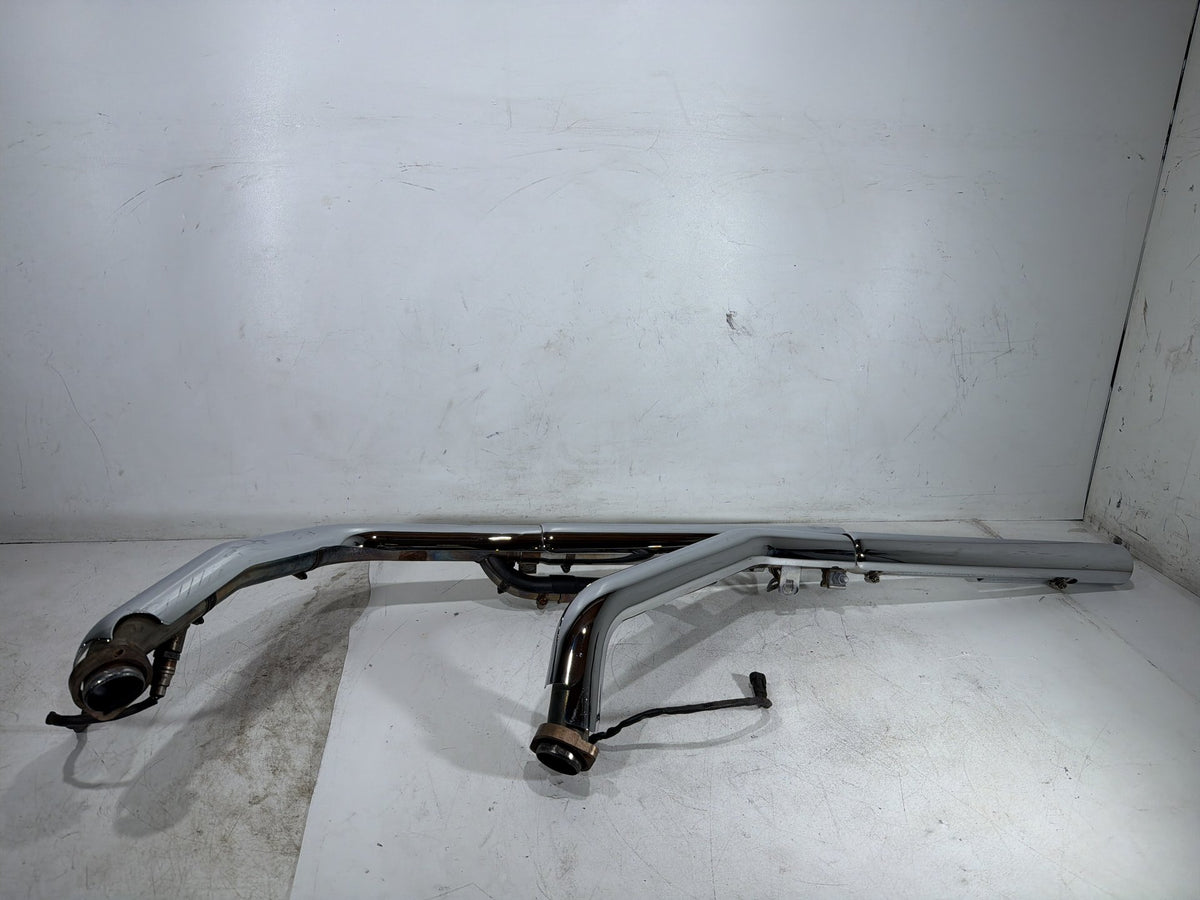 07 Harley Dyna Super Glide Exhaust Header Pipes Muffler Vance & Hines NO Bracket