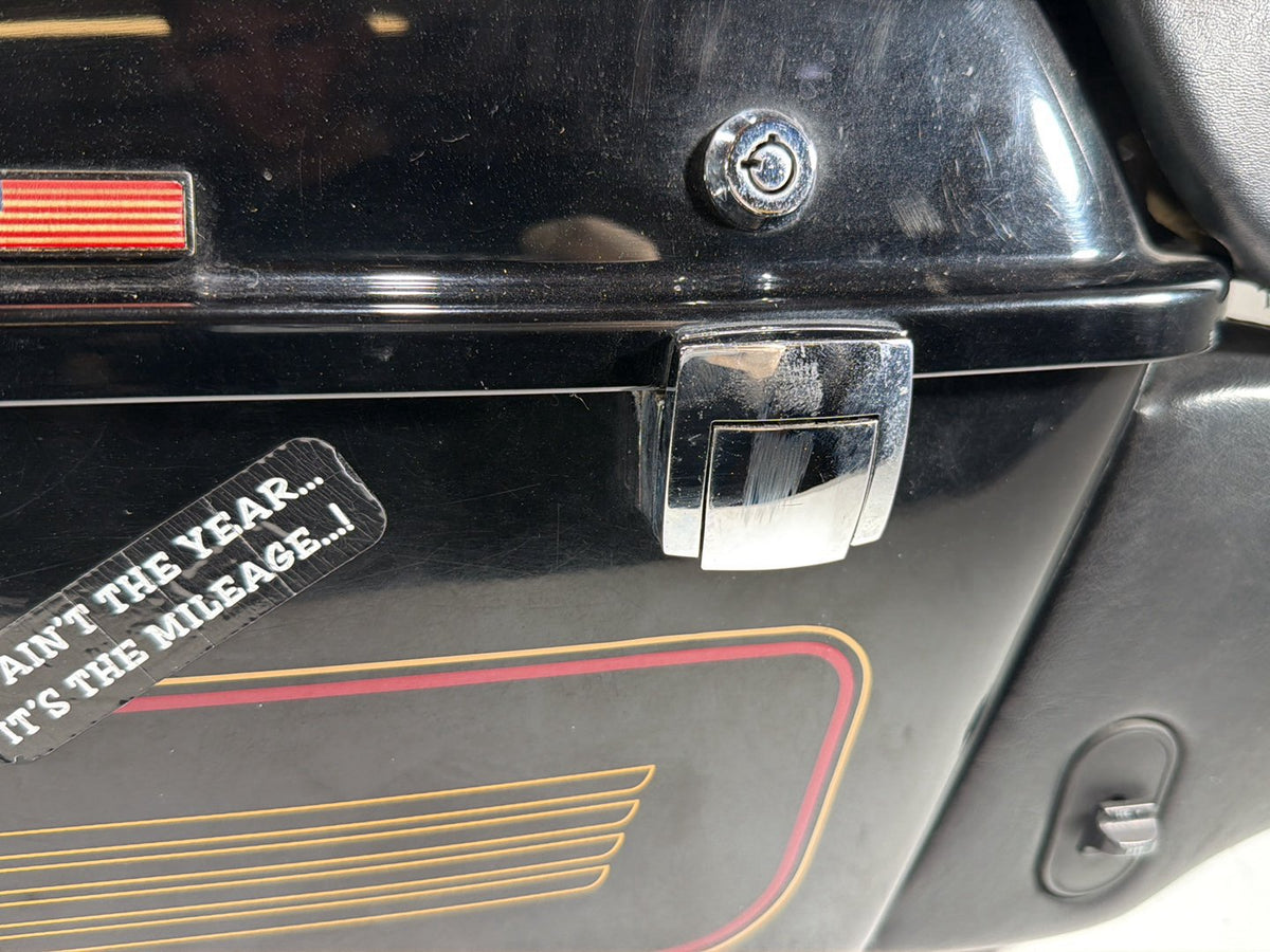 2000 Harley Electra Glide Touring Ultra OEM Pass Backrest Tour Pak Luggage NOKey