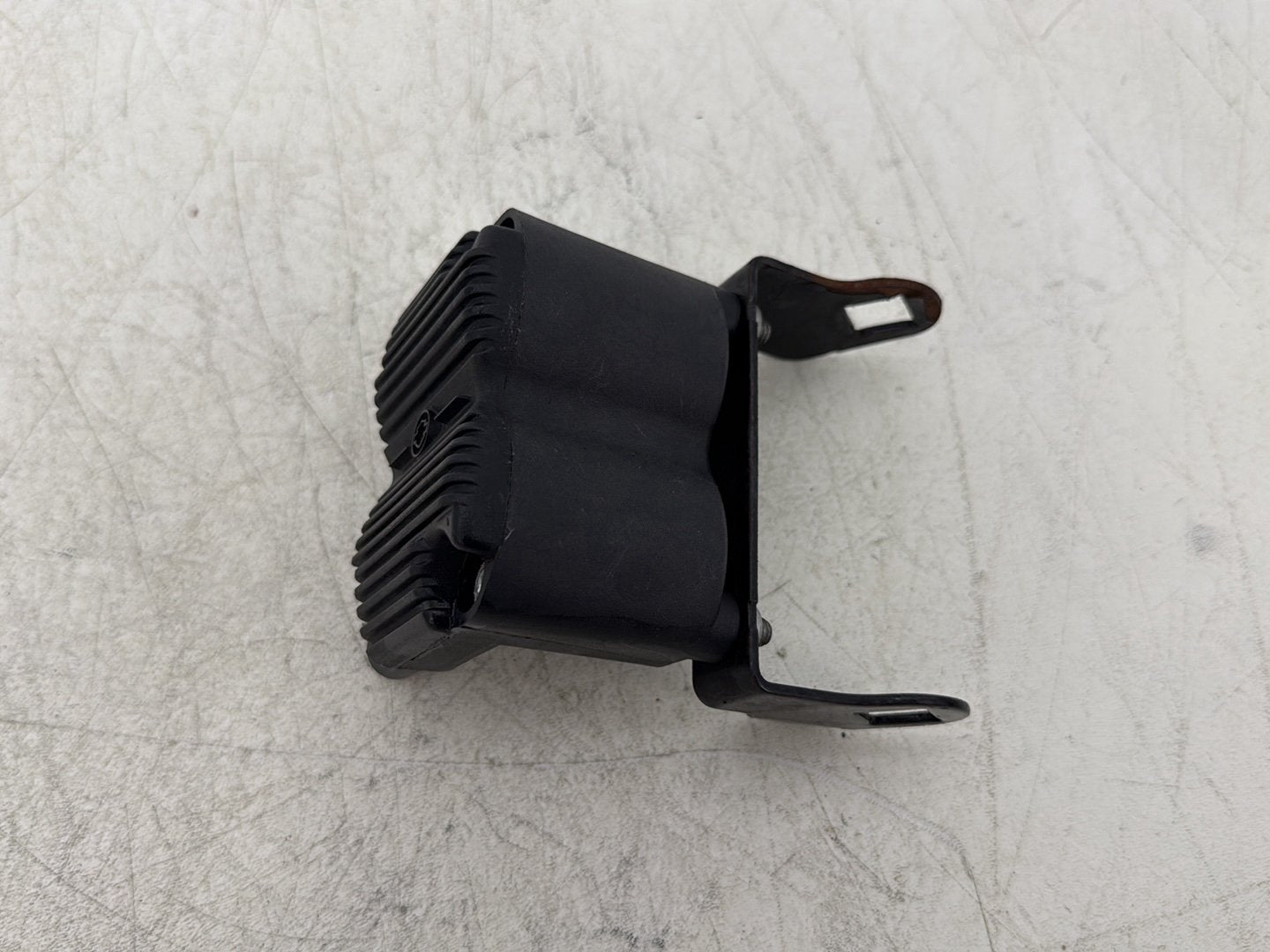 2007 Harley Touring FLHTC Electra Glide Classic OEM Ignition Coil Spark Igniter