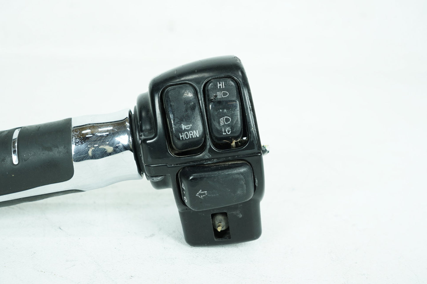 2008 - 2016 Harley-Davidson Touring Street Glide Left Turn Signal Headlight Switches Controls 71685-06A
