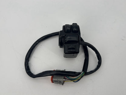 1999 - 2006 Harley-Davidson Touring Electra Glide Classic Left Turn Signal Headlight Switches Controls 43349-96B