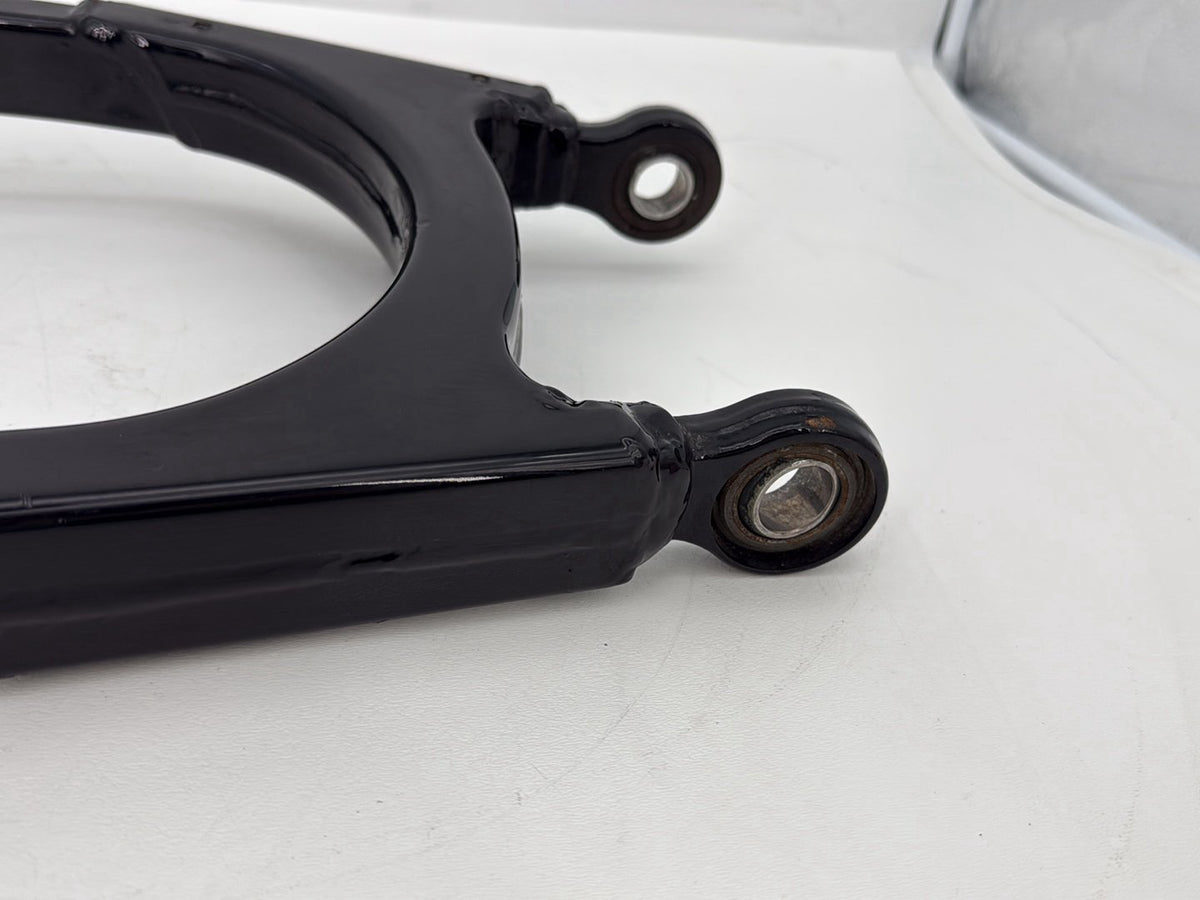 2009 Harley Sportster XL1200C 1200 Custom OEM Rear Fork Swingarm Swing Arm