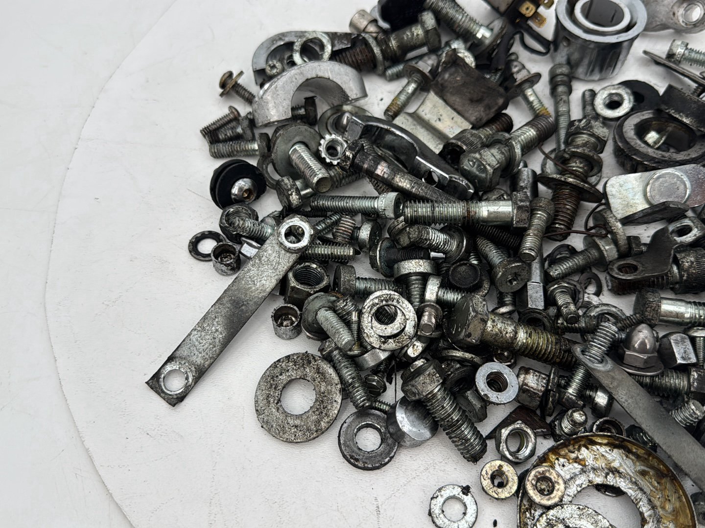 1999 - 2006 Harley-Davidson Touring Road King Classic Hardware Bolts Nuts & Brackets