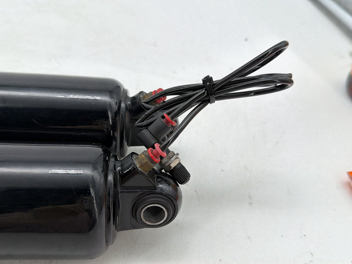 2011 Harley Road Glide Touring FLTRX OEM Rear Left Right Shock Absorbers