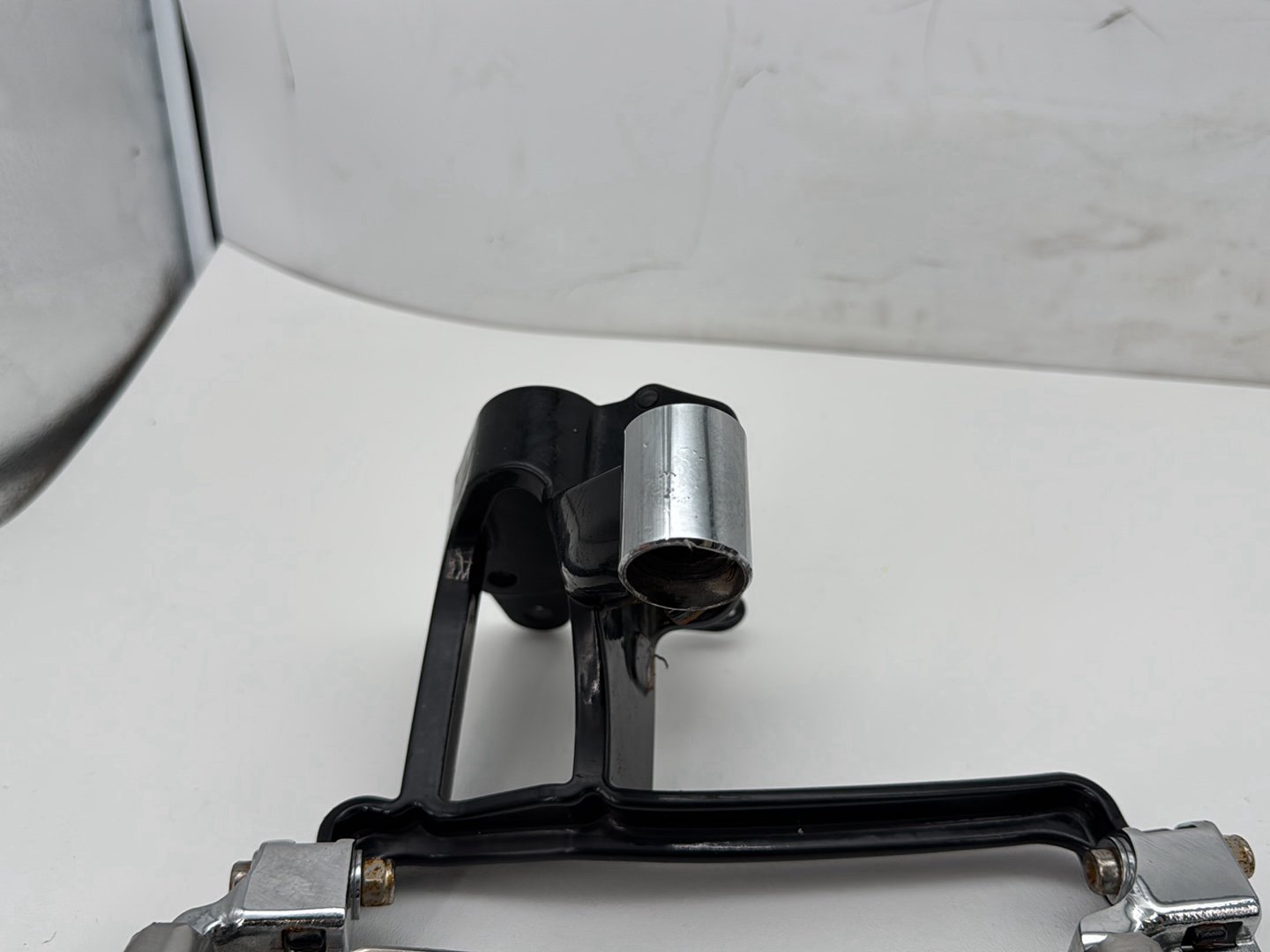 2008 Harley Softail Deluxe FLSTN OEM Left Right Driver Floorboard Foot Rest