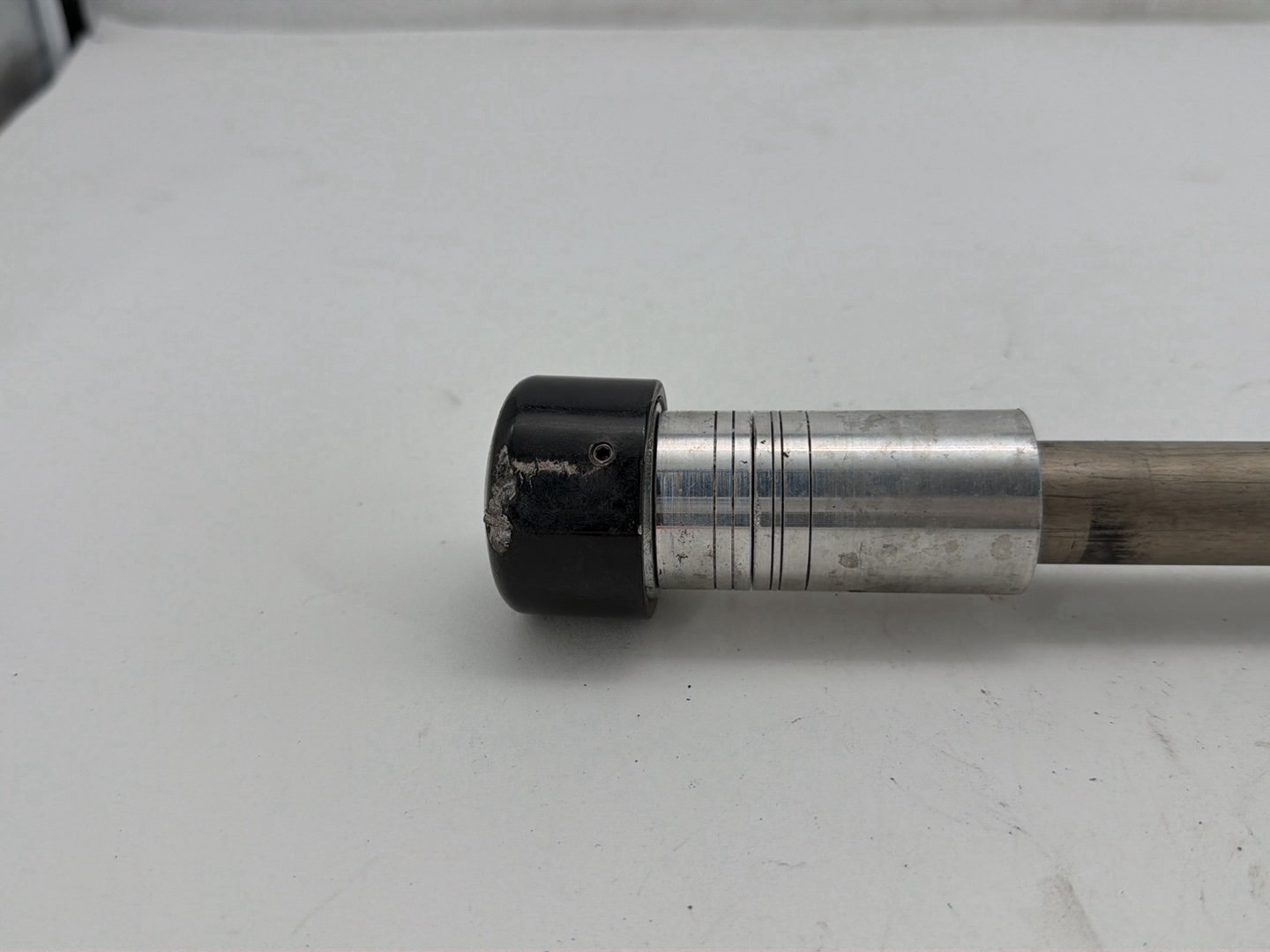 2008 Harley Dyna Fat Bob FXDF OEM Rear Wheel Axle Bolt Shaft