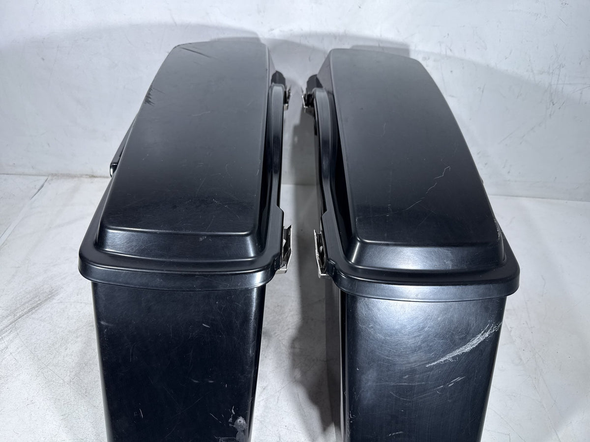 2013 Harley Street Glide Touring FLHX OEM Left Right Saddlebags Luggage NOKey