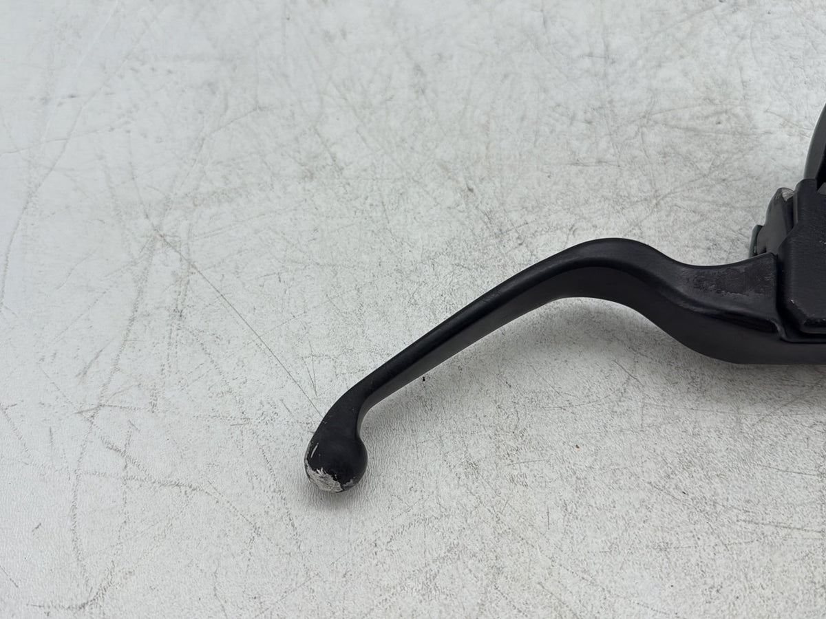 2019 Harley Softail Street Bob FXBB OEM Front Right Brake Lever Master Cylinder