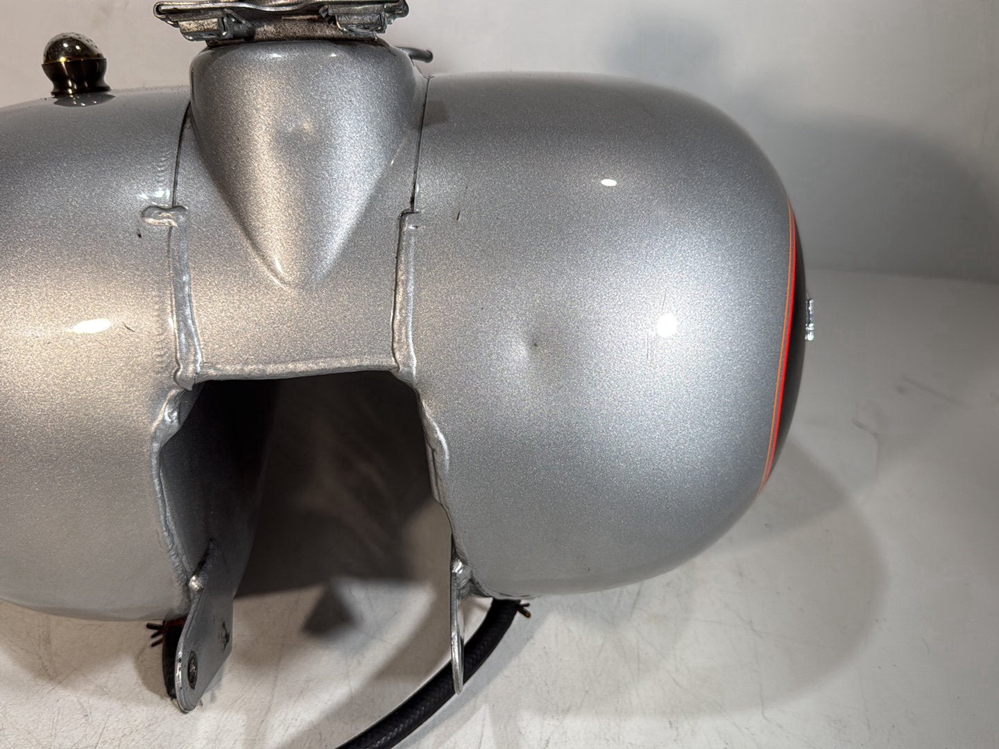 1984 - 1998 Harley-Davidson Touring Electra Glide Classic Fuel Gas Tank Gasoline Reservoir w/ Petcock Valve