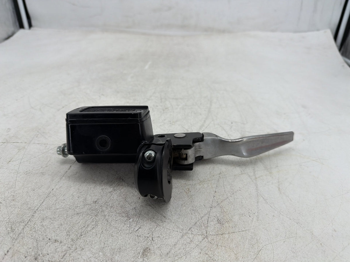 95 Harley Electra Glide Touring FLHT OEM Front Right Brake Lever Master Cylinder