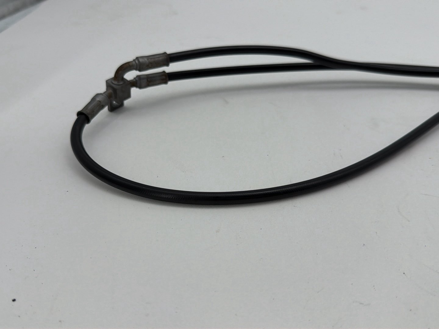 2008 Harley Dyna Fat Bob FXDF OEM Front Brake Hose Line Pipe