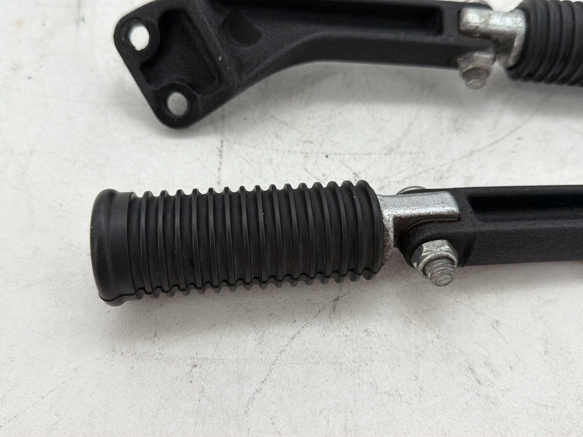 2014 Harley Dyna Low Rider FXDL OEM Passenger Left & Right Foot Pegs