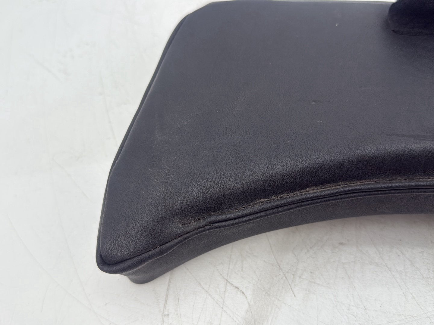 2007 Harley Touring FLHTCU Electra Glide Ultra OEM Rear Passenger Backrest Cushion Pad