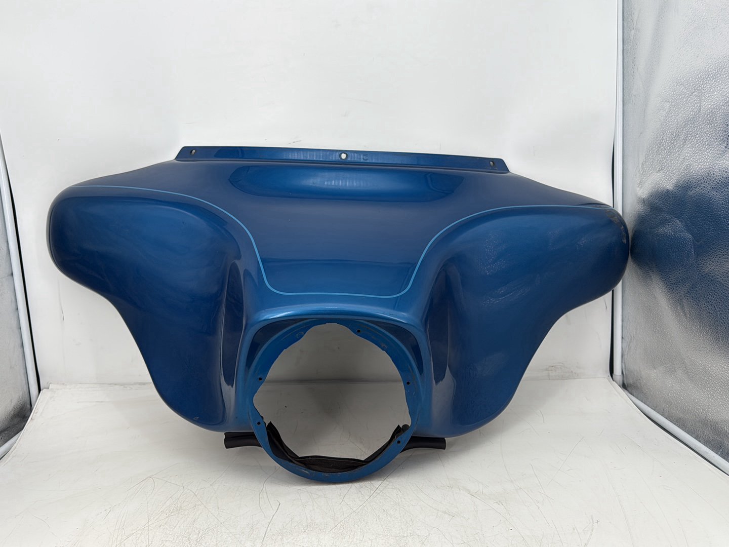 2006 Harley Electra Glide Touring Classic FLHTCI OEM Front Outer Batwing Fairing Cover