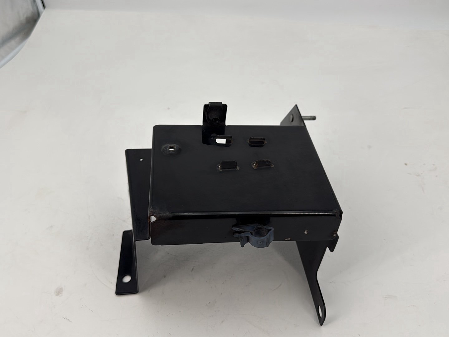 1999 - 2006 Harley-Davidson Touring Road King Custom Battery Tray Bracket Holder Carrier 66281-02A
