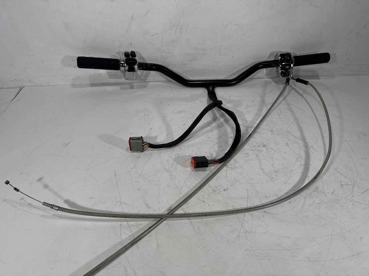 2006 Harley Street Glide Touring FLHX OEM Handlebars Left Right Switches Controls