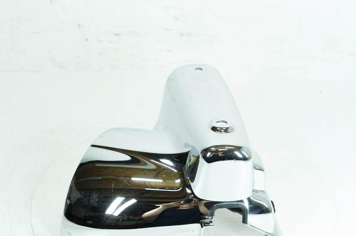 1999 - 2006 Harley-Davidson Touring Road King Classic Right Headlamp 1 Nacelle Cover Cowl  	67674-94