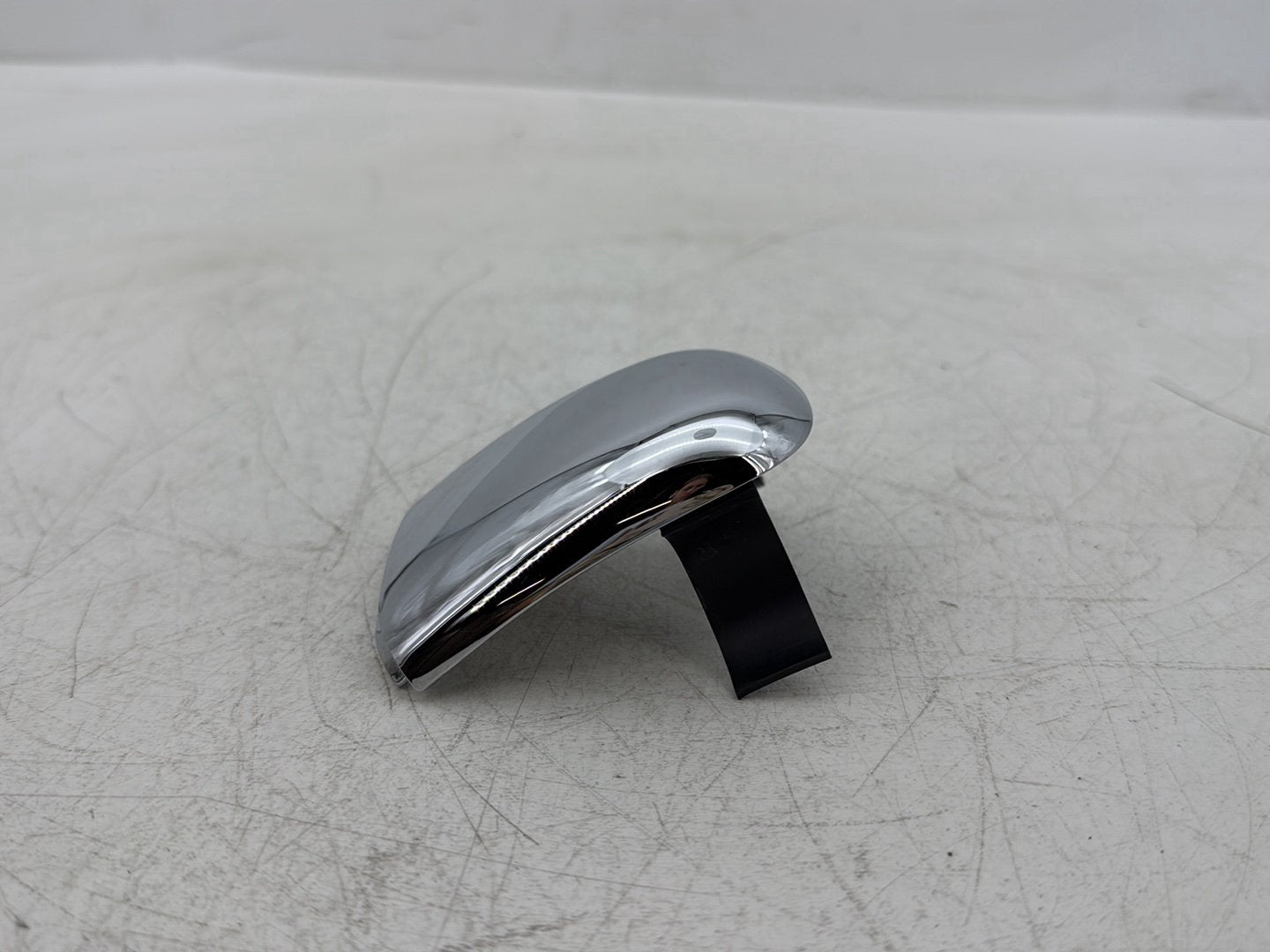 2008 Harley Dyna FXDL Low Rider Anniversary OEM Front Handlebar Riser Top Clamp Chrome