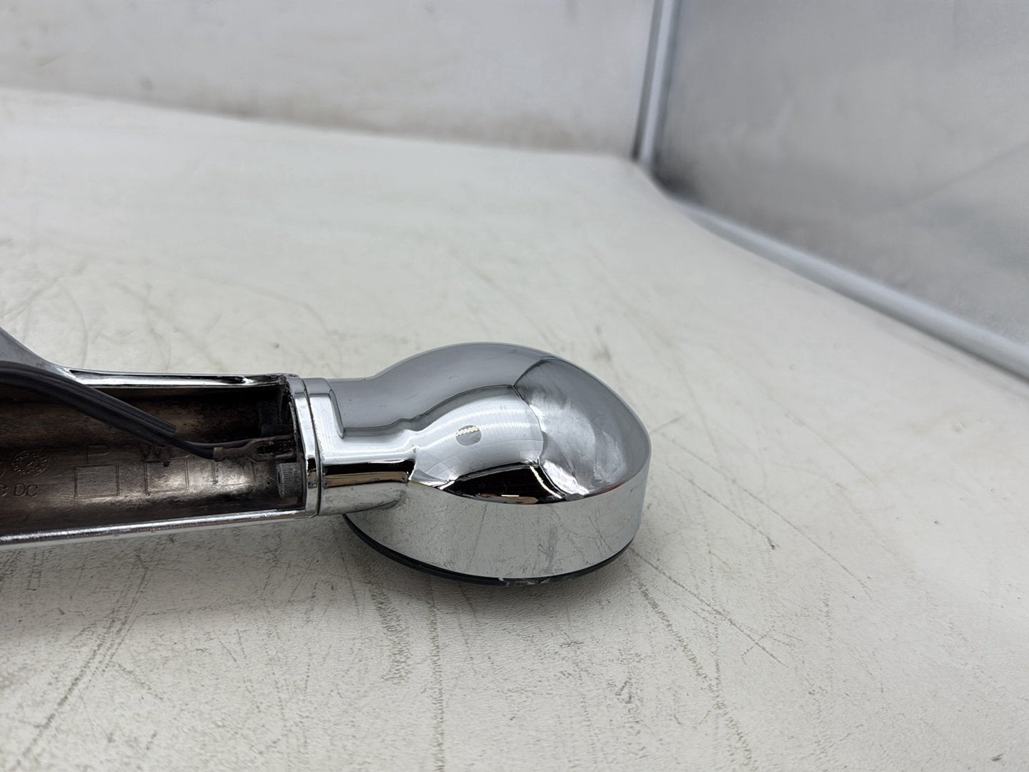07 Harley Electra Glide Touring Ultra FLHTCUI OEM Rear Left & Right Turn Signals