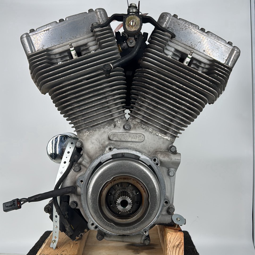 1999 - 2006 Harley-Davidson Dyna Super Glide EFI Twin Cam 88 Engine Motor  	19256-06