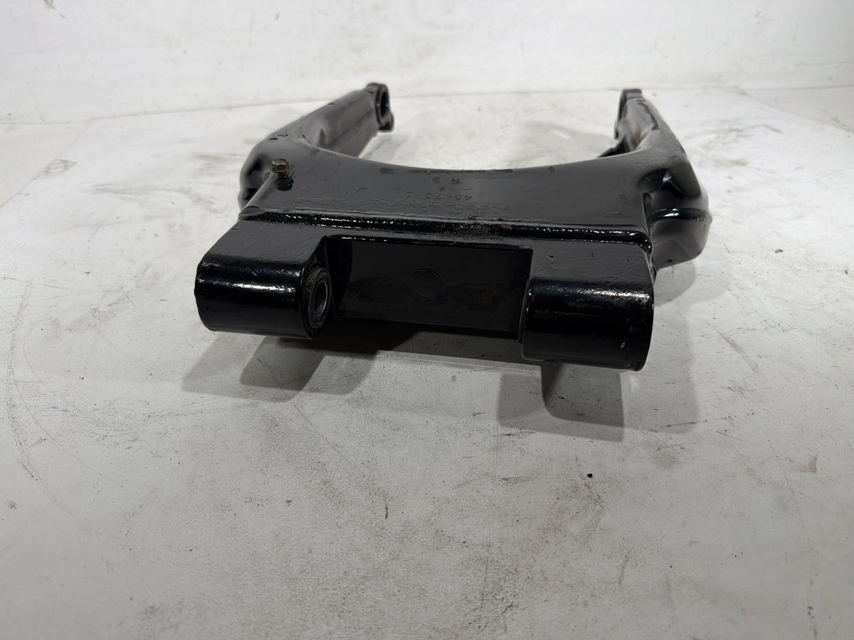2010 Harley Electra Glide Touring Ultra OEM Rear Fork Swingarm Swing Arm
