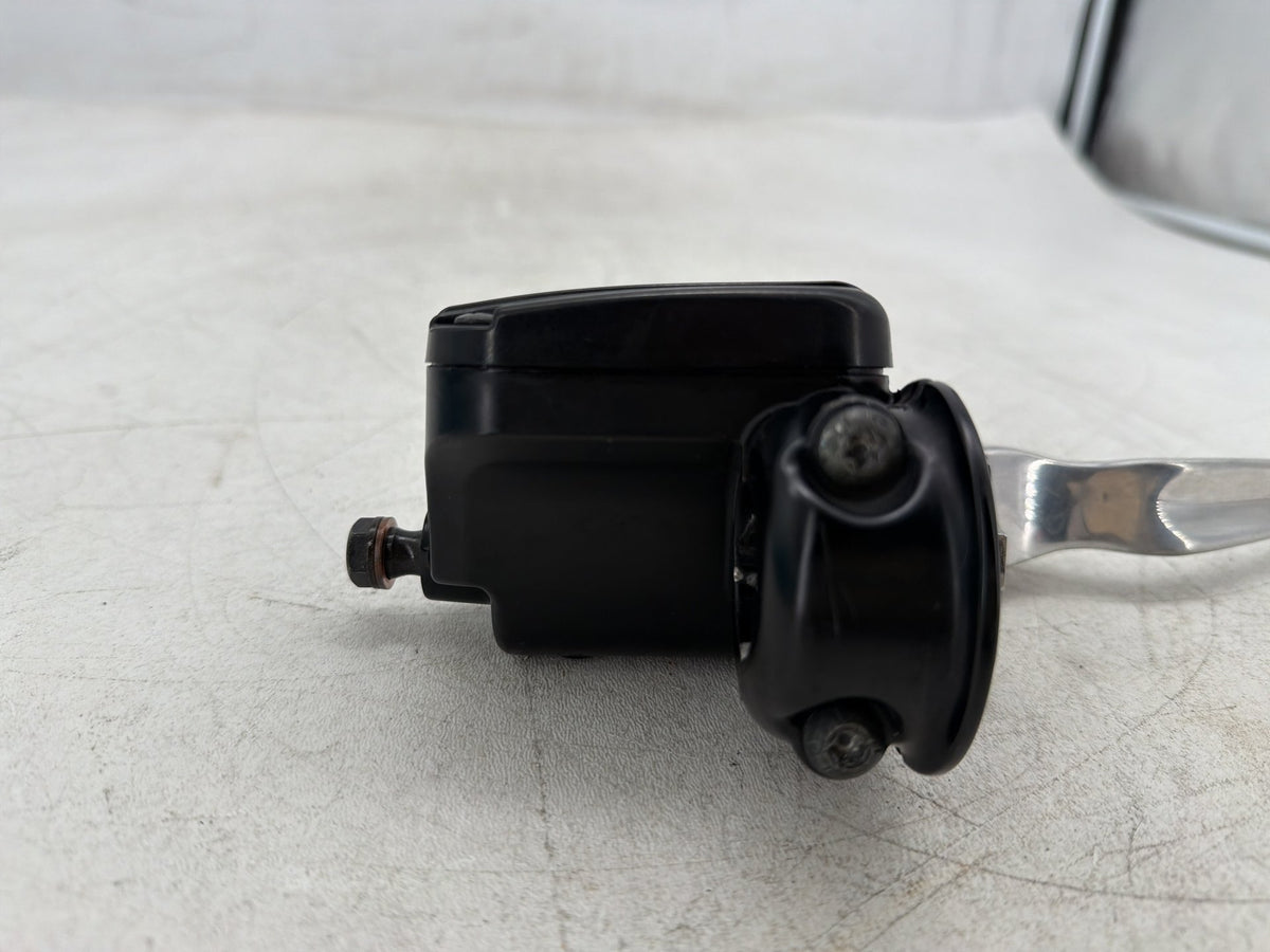 2013 Harley Electra Glide Touring OEM Front Right Brake Lever Master Cylinder