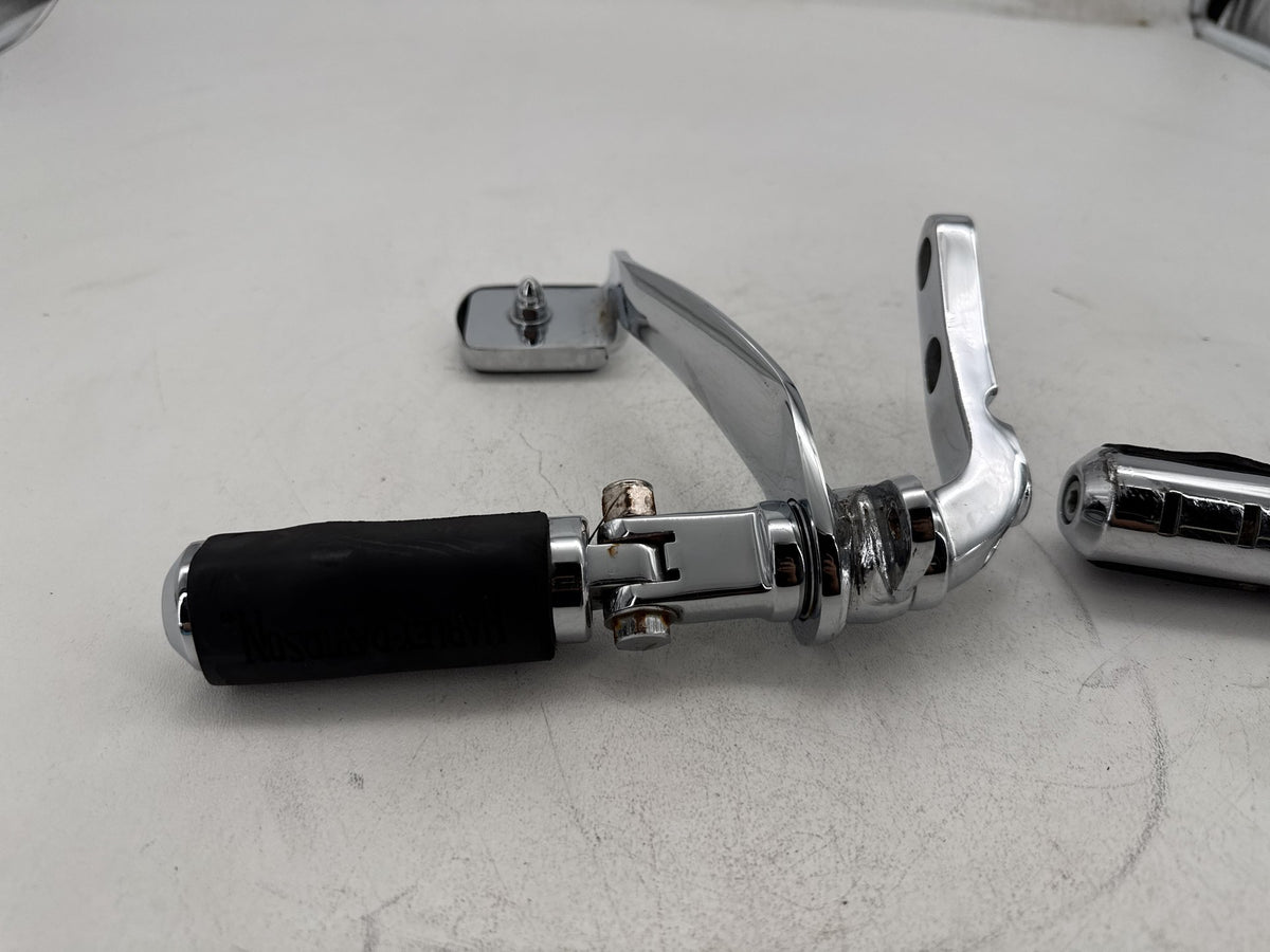 2008 Harley Dyna Fat Bob FXDF OEM Left Right Foot Brake Control Pegs