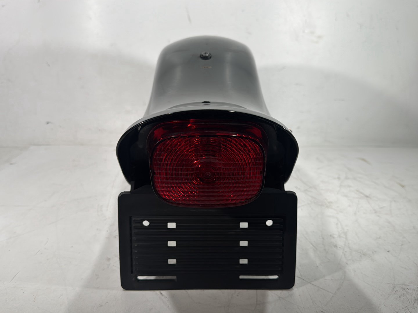 2003 Harley Dyna Wide Glide FXDWG OEM Rear Wheel Fender Taillight Brake Lamp