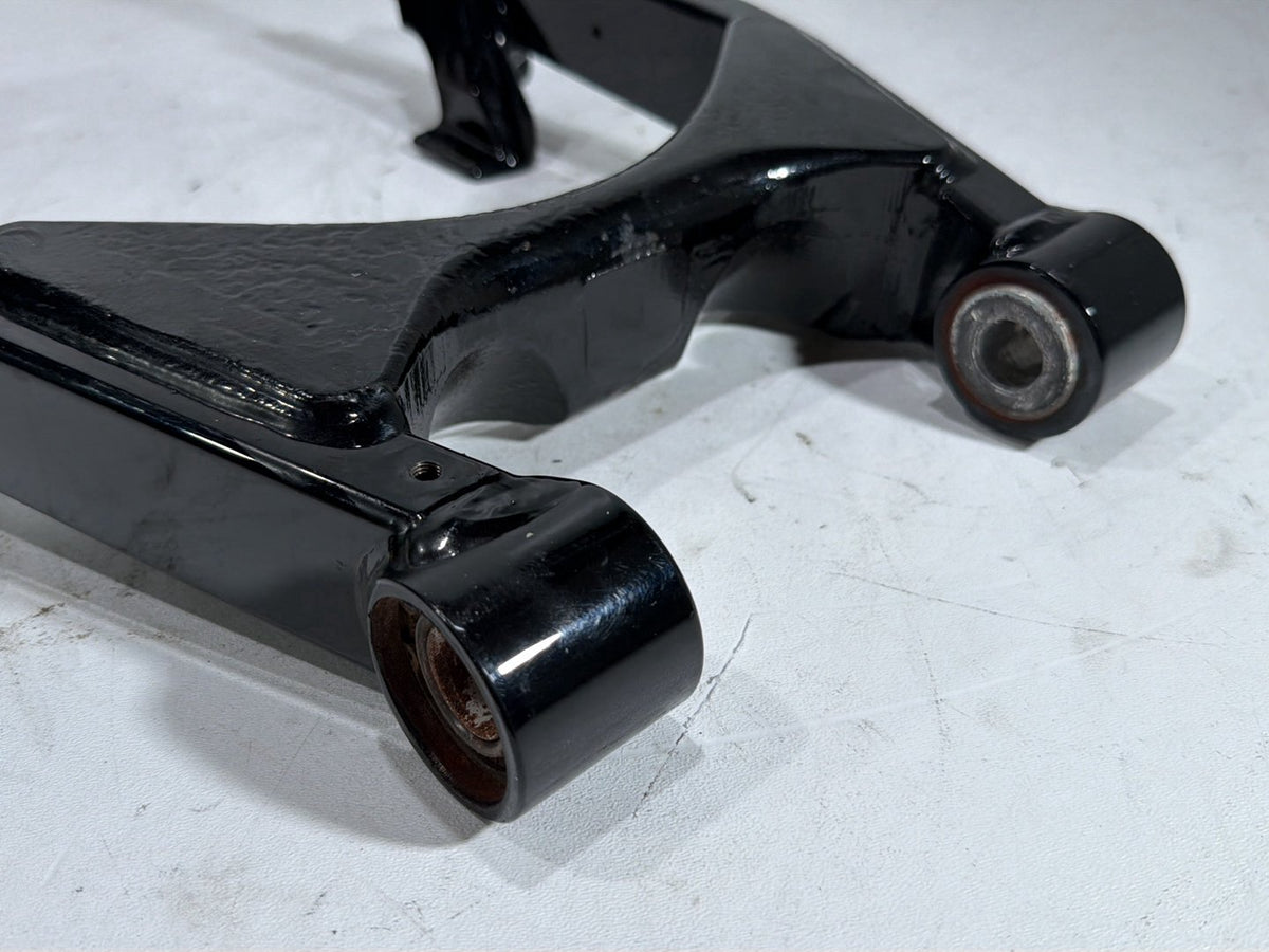 2007 Harley Dyna Street Bob FXDBI OEM Rear Fork Swingarm Swing Arm