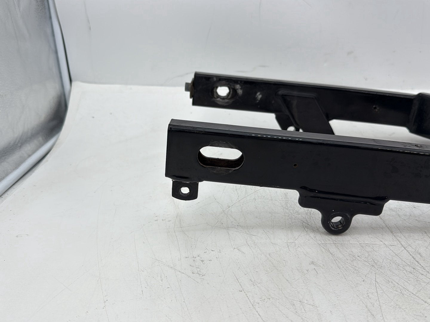 2005 Harley Dyna FXDWG Wide Glide OEM Rear Fork Swingarm Swing Arm