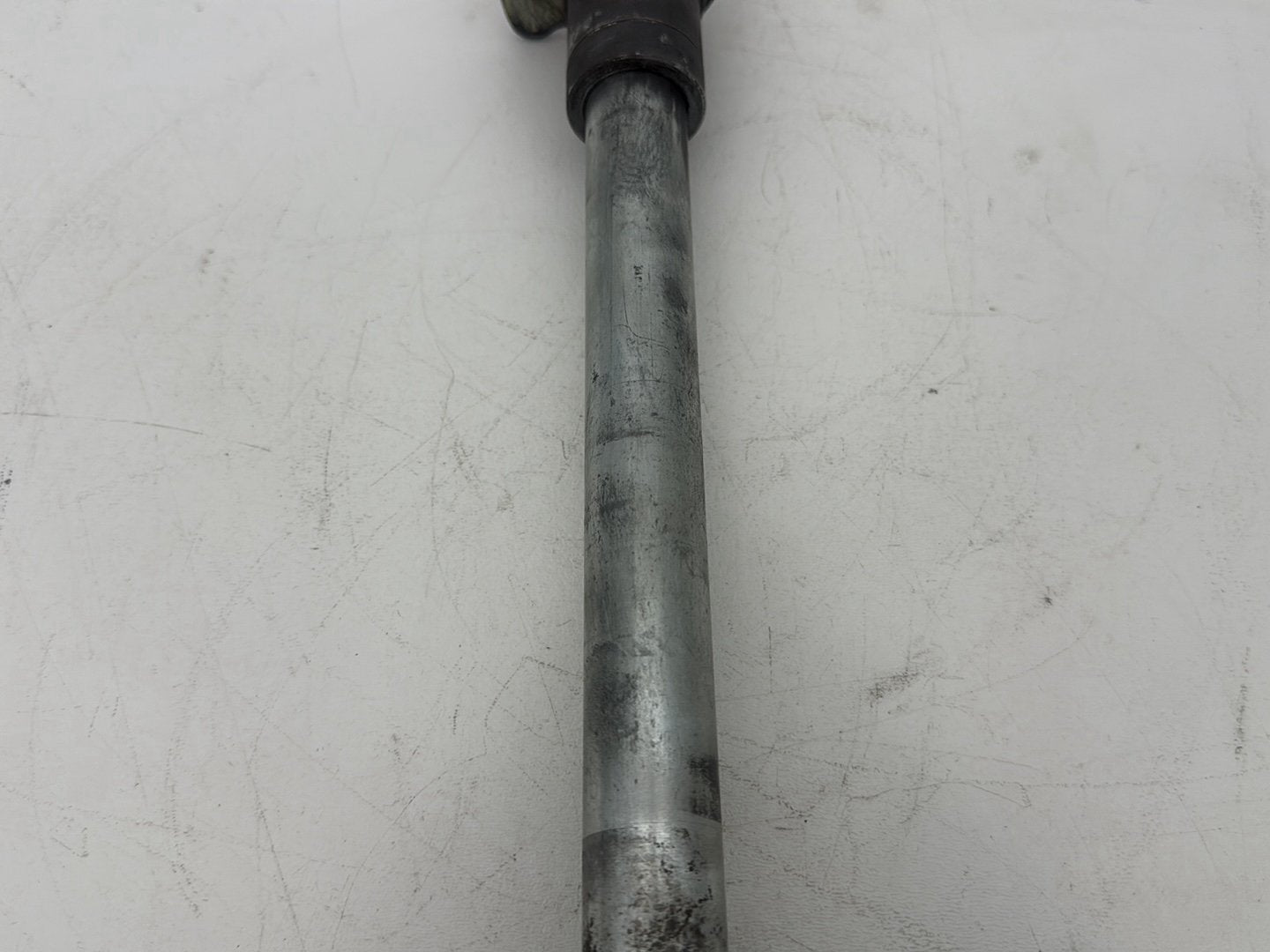 2005 Harley Touring FLHRCI Road King Classic OEM Rear Wheel Axle Bolt Shaft