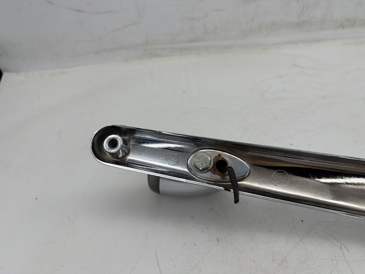01 Harley Softail Deuce OEM Rear Left Right Fender Struts Bracket & Turn Signal