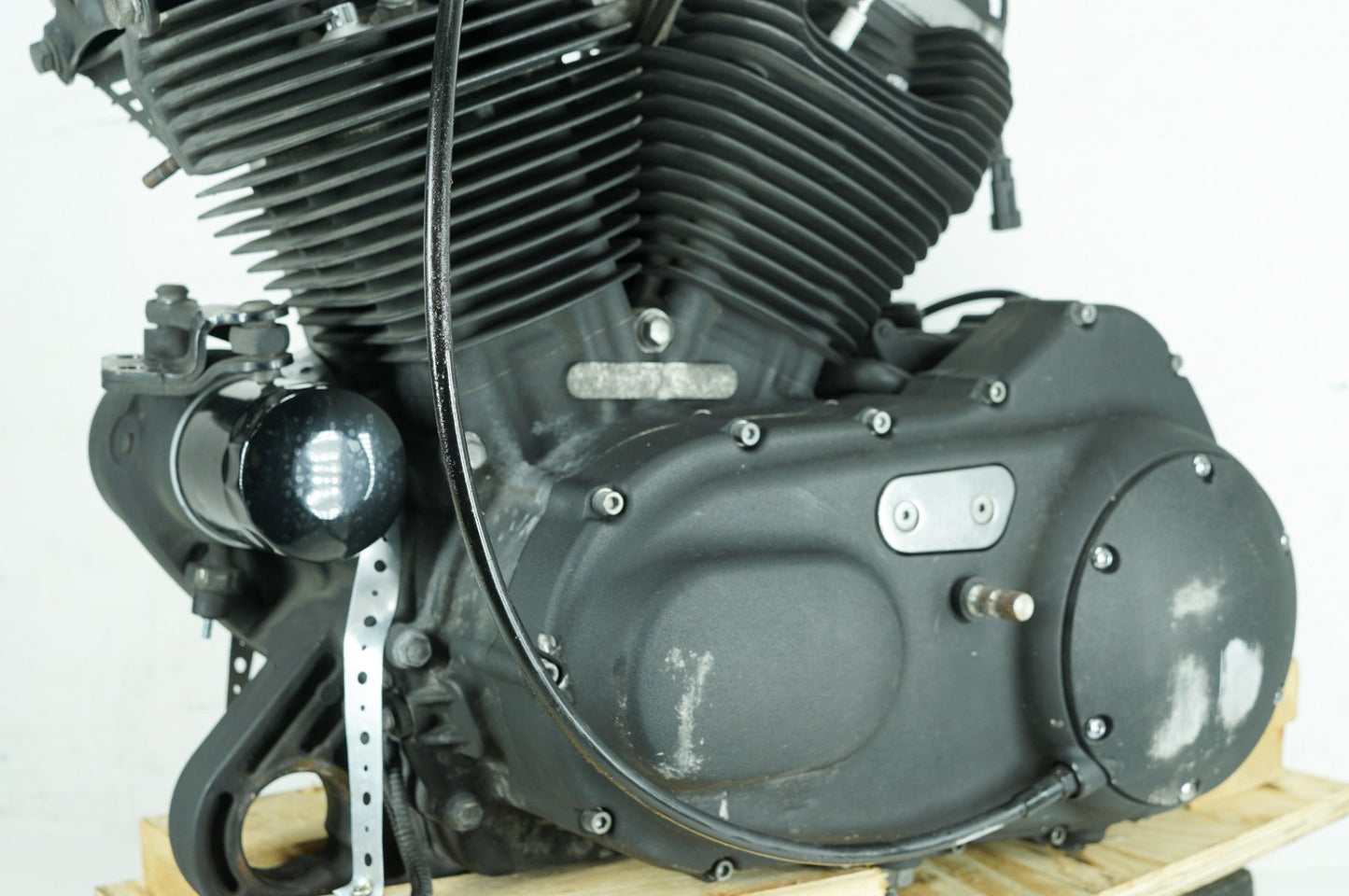 2004 - 2022 Harley-Davidson Sportster Iron 883 EFI 883 Engine Motor Transmission 19519-16