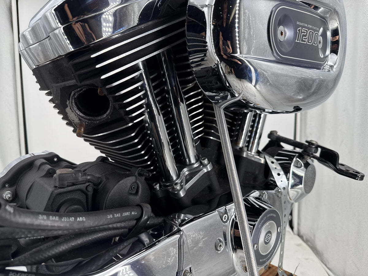 2013 Harley Sportster 1200 Custom XL1200C EFI 1200 Engine Motor Transmission 20K