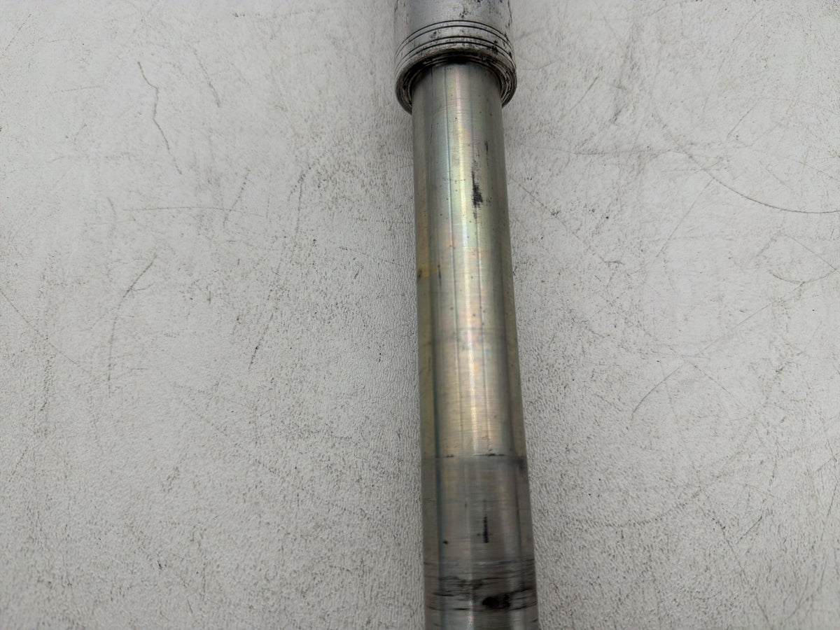 2011 Harley Road King Touring FLHR OEM Front Wheel Axle Bolt Shaft