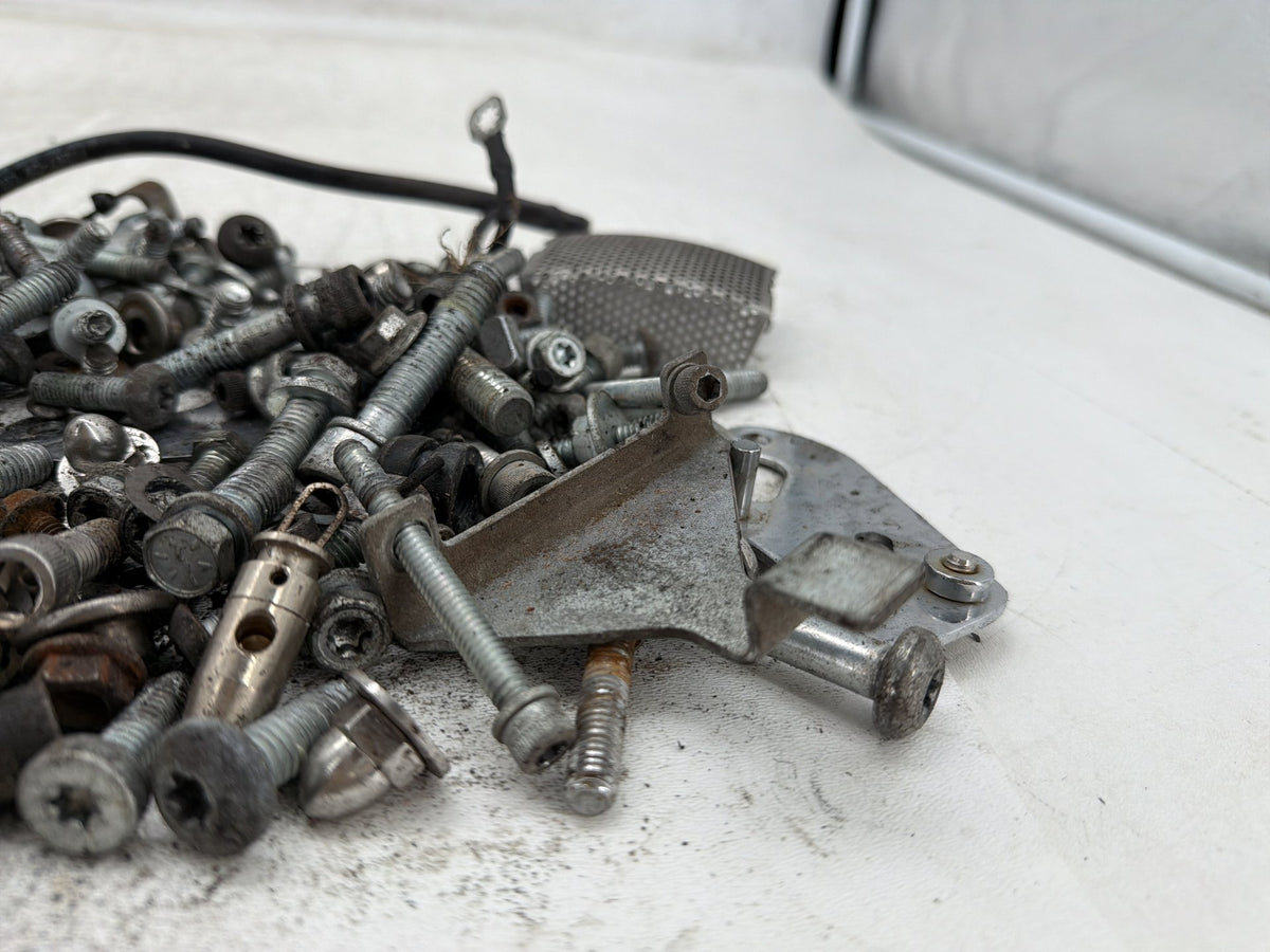 2015 Harley Electra Glide Touring Ultra OEM Hardware Bolts Nuts & Brackets