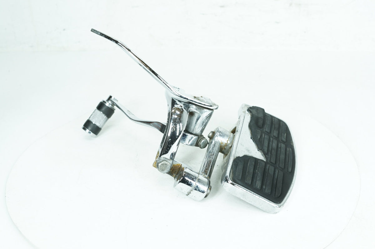 2005 Harley Dyna FXDLI Low Rider OEM Left Driver Foot Controls Peg Rest
