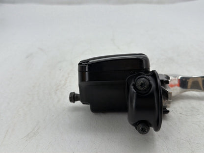 13 Harley Street Glide Touring FLHX OEM Front Right Brake Lever Master Cylinder