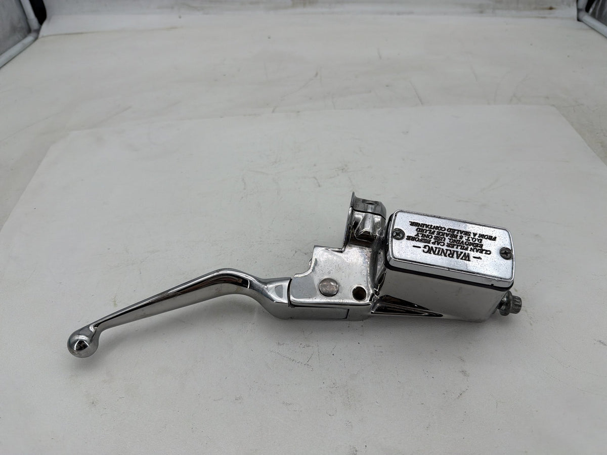 1995 Harley Heritage Softail Classic OEM Front Right Brake Lever Master Cylinder