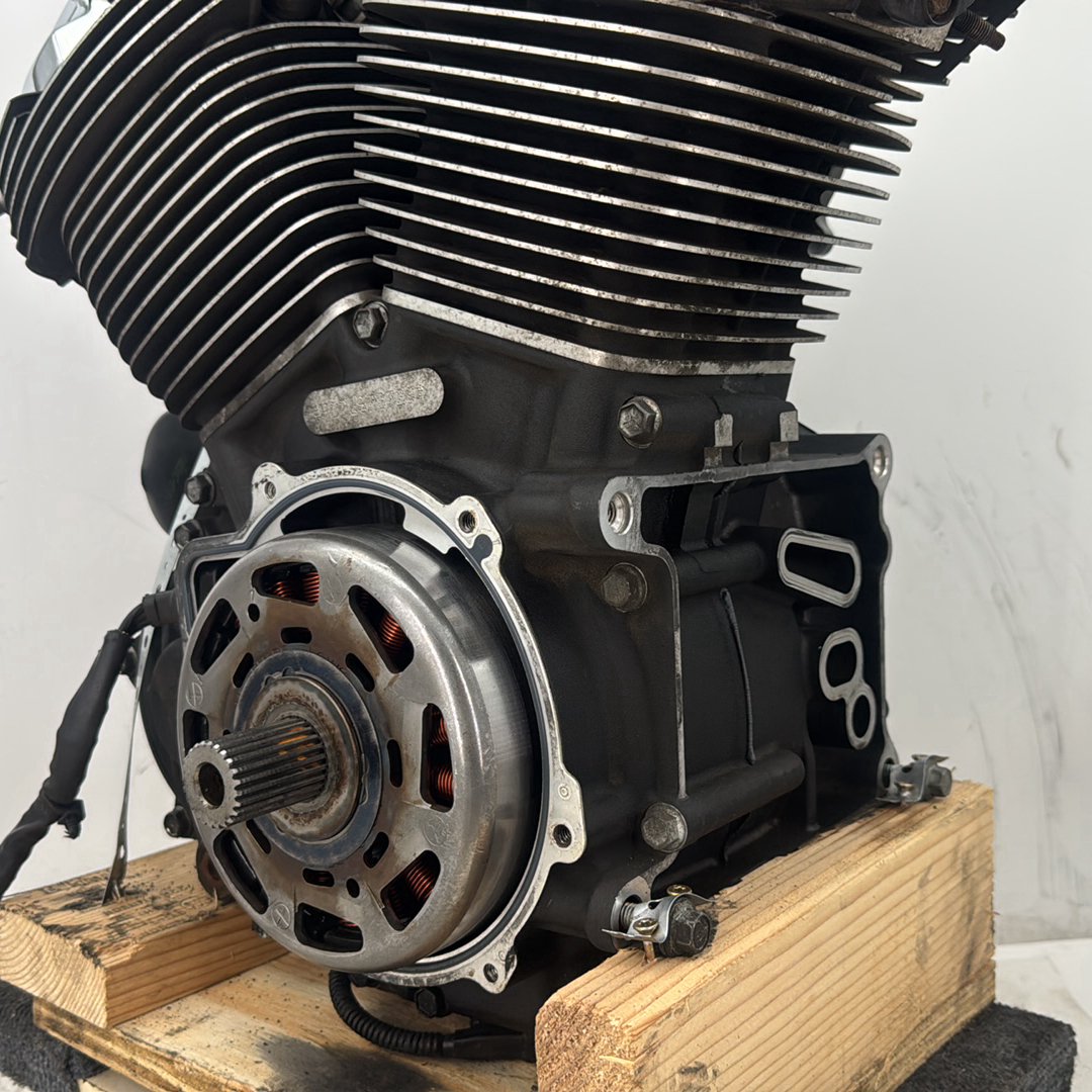 18 Harley Electra Glide Touring Ultra OEM EFI Milwaukee M8 107 Engine Motor 52K