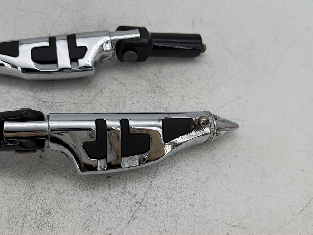 2007 Harley Softail Standard FXST OEM Front Right Left Highway Foot Pegs