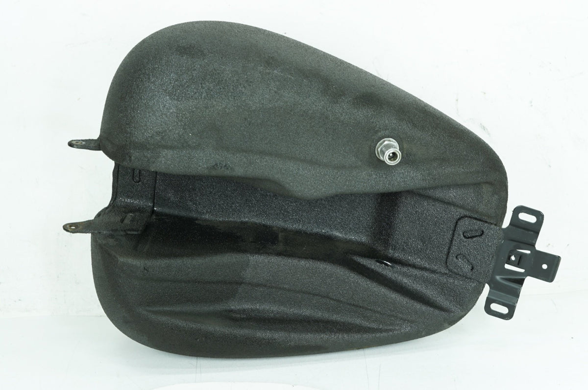 2013 Harley Touring FLHX Street Glide OEM Fuel Gas Tank Gasoline Reservoir
