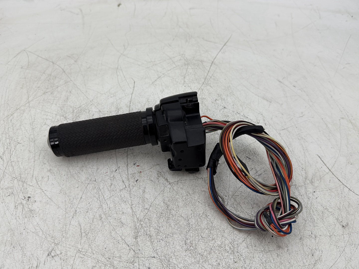 2012 Harley Road Glide Touring FLTRX Custom OEM Right Engine Start Kill Switches Controls