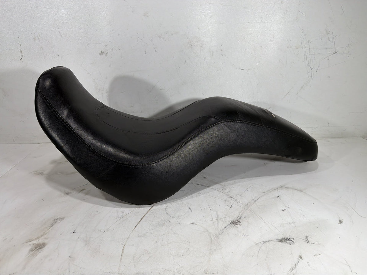 2006 Harley Softail Deuce FXSTDI OEM Passenger Rider Driver Seat Saddle * TORN *
