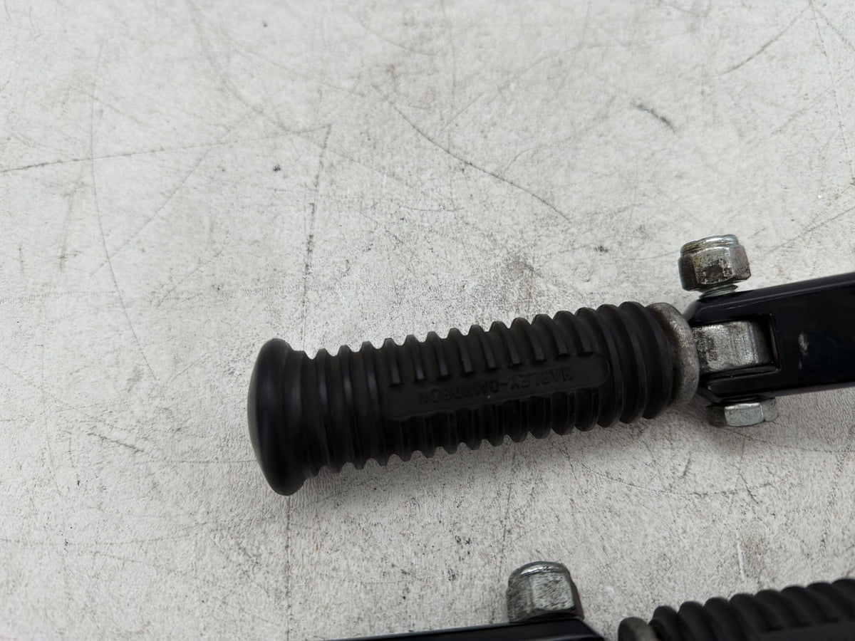 2000 Harley Sportster 1200 Custom XL1200C OEM Left & Right Step Foot Rest Pegs